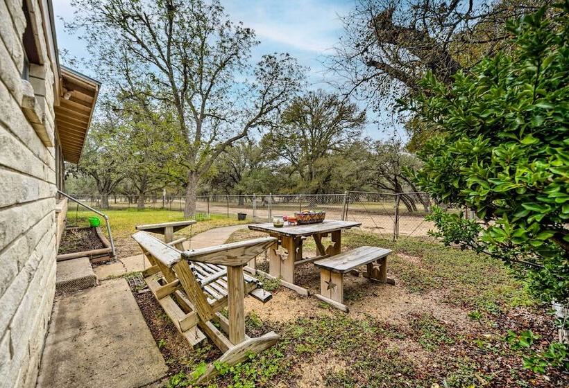 Serene, Country Retreat ~ 12 Mi To Main St!