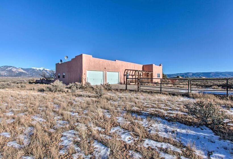 Southwest Home W/ 360 Degree Mtn View, Ski Nearby!