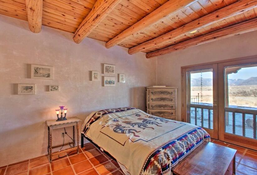 Southwest Home W/ 360 Degree Mtn View, Ski Nearby!