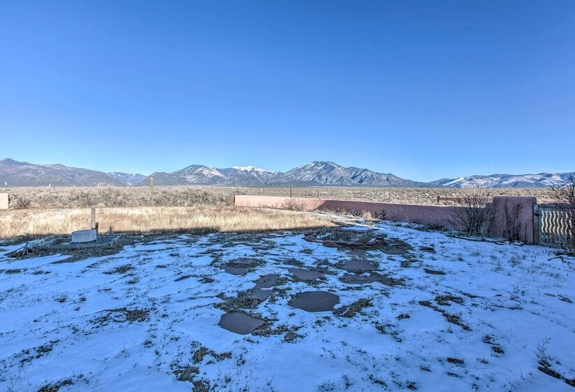 Southwest Home W/ 360 Degree Mtn View, Ski Nearby!