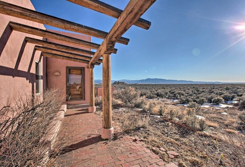 Southwest Home W/ 360 Degree Mtn View, Ski Nearby!