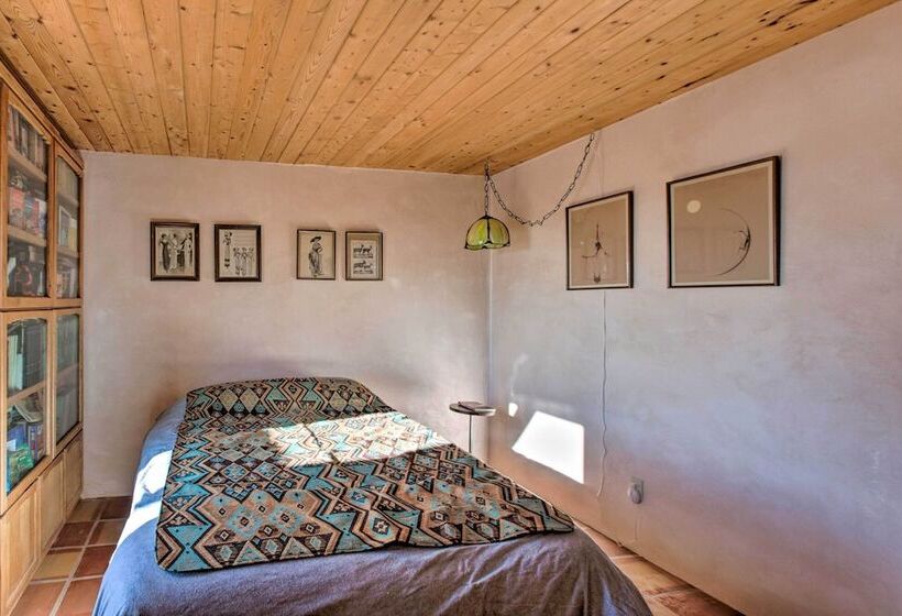 Southwest Home W/ 360 Degree Mtn View, Ski Nearby!