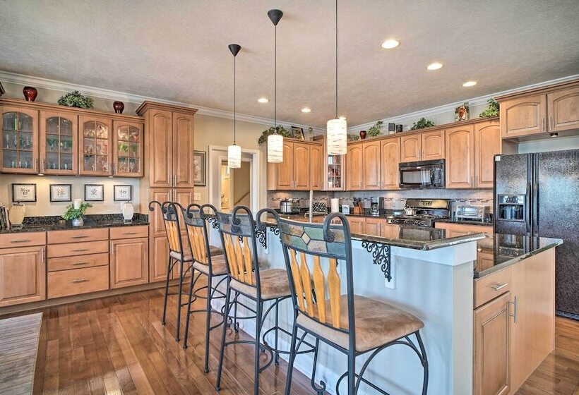 Spacious Baneberry Home W/ Lake Douglas Views!