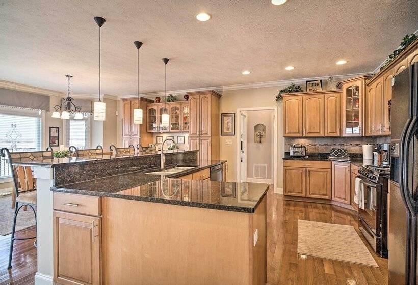 Spacious Baneberry Home W/ Lake Douglas Views!