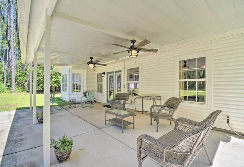 Peaceful Fairhope Cottage W/ Covered Patio!