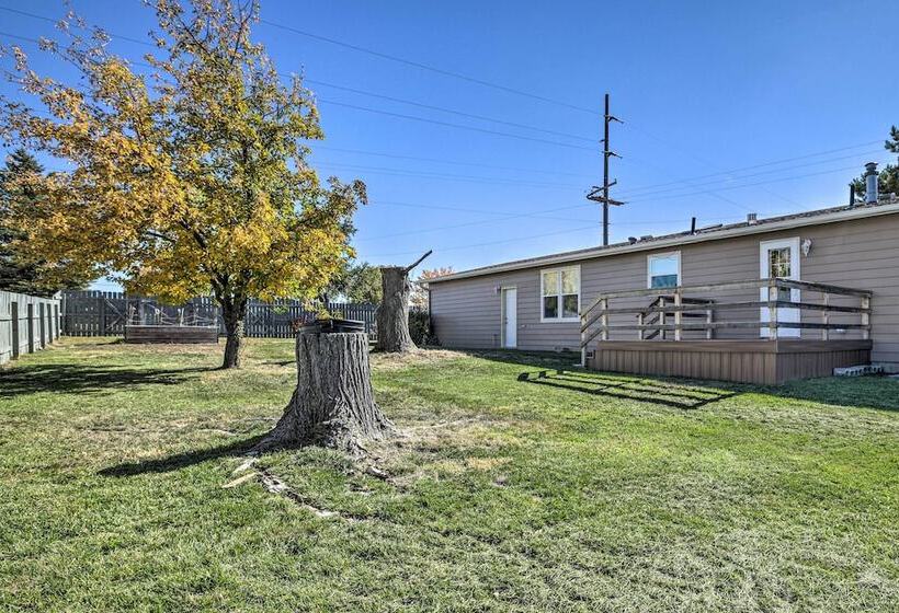 Spacious Glendo House   1 Mi To State Park!