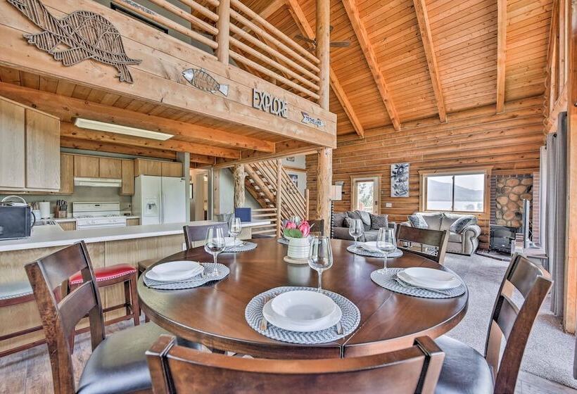 Spacious Hilltop Cabin W/ Deck & Scenic Views!