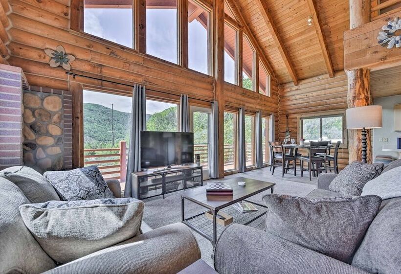 Spacious Hilltop Cabin W/ Deck & Scenic Views!