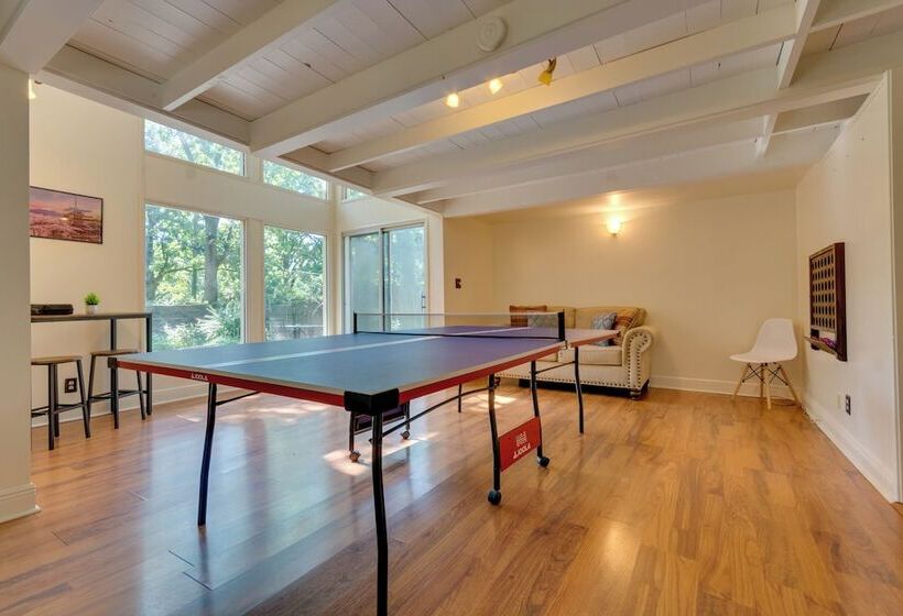 Spacious Little Rock Home W/ Yard & Game Room