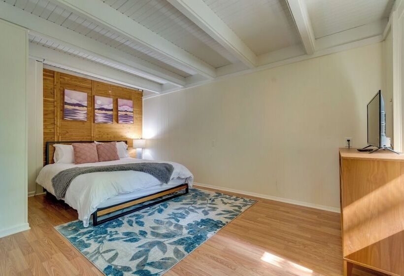 Spacious Little Rock Home W/ Yard & Game Room