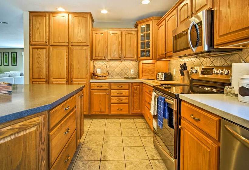 Spacious Mears House Steps From Lake Michigan!