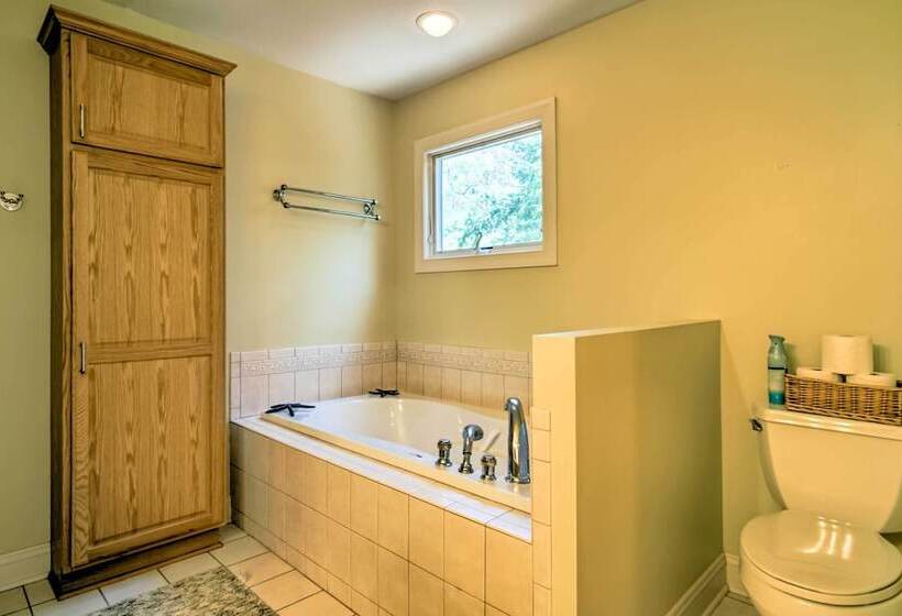 Spacious Mears House Steps From Lake Michigan!