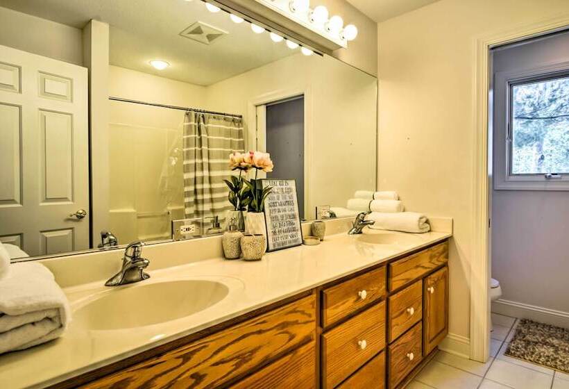 Spacious Mears House Steps From Lake Michigan!