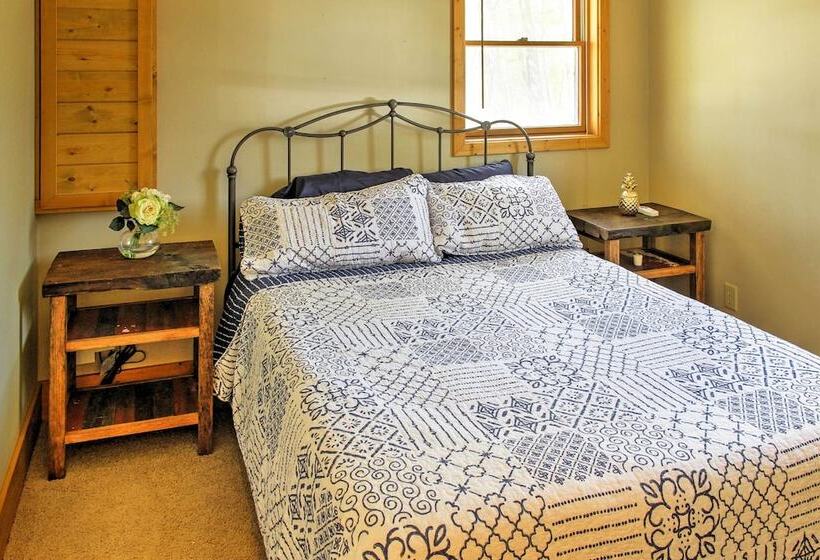 Spacious Pine Lake Home: Deck, Fire Pit + 3 Acres!