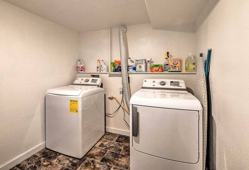 Soldotna Home Near Kenai River & Wildlife Refuge!