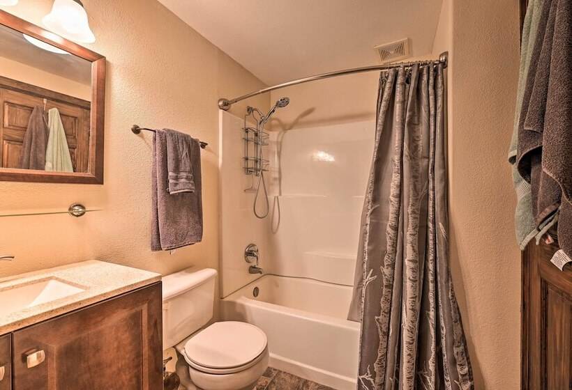 Soldotna Home Near Kenai River & Wildlife Refuge!