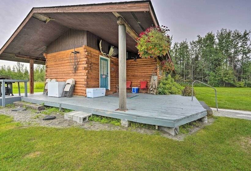 Soldotna Home Near Kenai River & Wildlife Refuge!