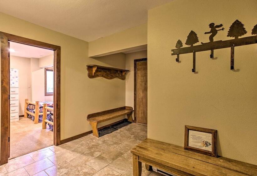 Sprawling Fraser Cabin W/ Private Hot Tub & Deck!