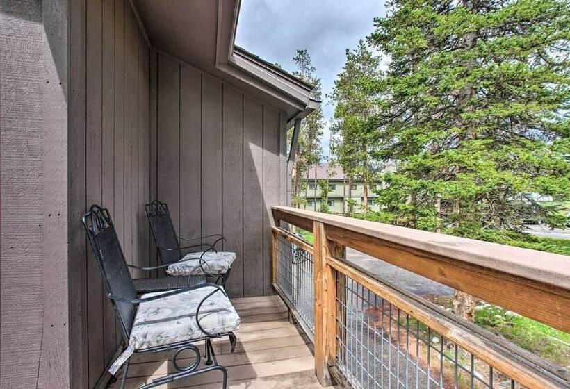 Sprawling Fraser Cabin W/ Private Hot Tub & Deck!
