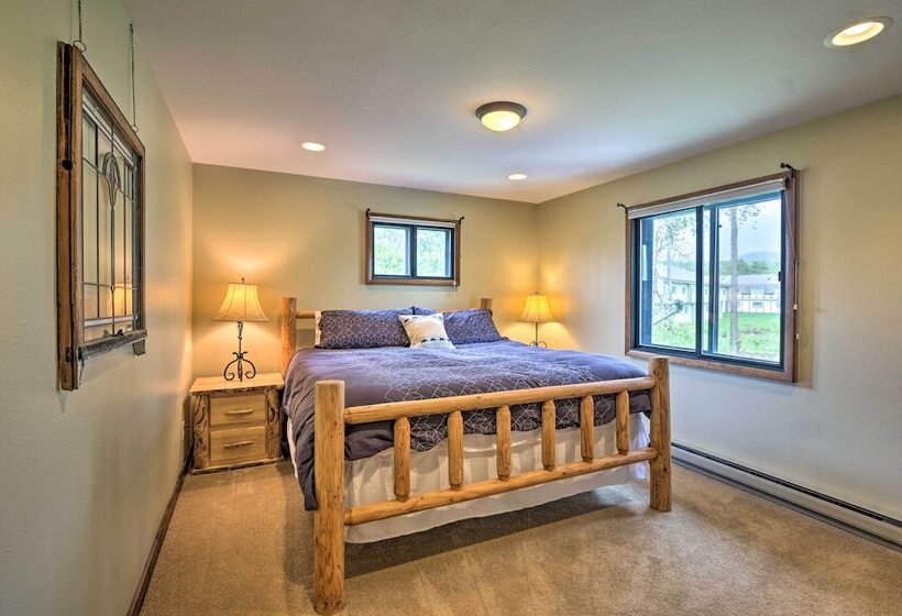 Sprawling Fraser Cabin W/ Private Hot Tub & Deck!