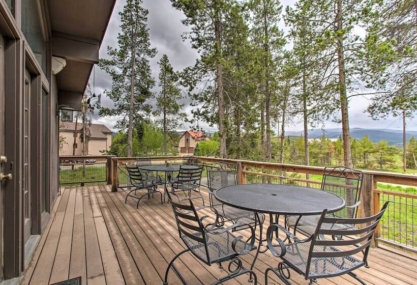 Sprawling Fraser Cabin W/ Private Hot Tub & Deck!