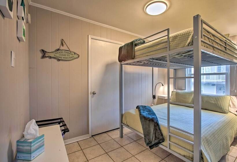 Springfield Riverfront Cabin W/ Boat Dock!