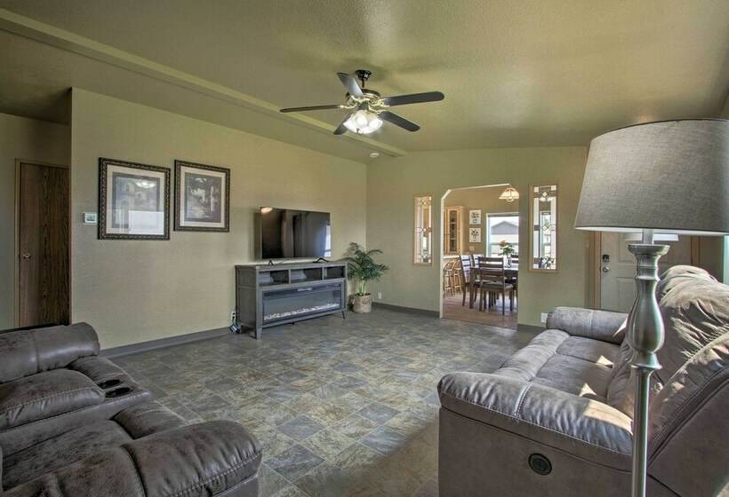 Stunning & Quiet Helena Home W/ Covered Porch