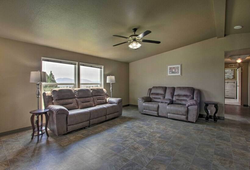 Stunning & Quiet Helena Home W/ Covered Porch