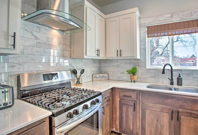 Stylish Okc Farmhouse W/ Garden   Close To Ou