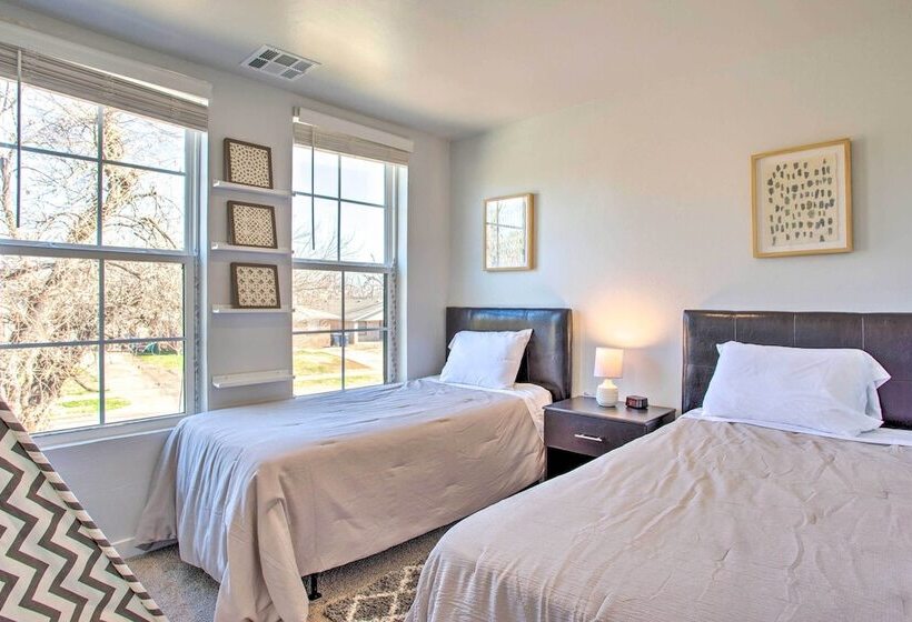 Stylish Okc Farmhouse W/ Garden   Close To Ou