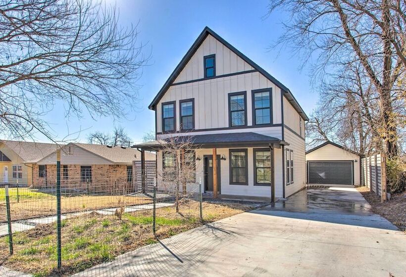 Stylish Okc Farmhouse W/ Garden   Close To Ou
