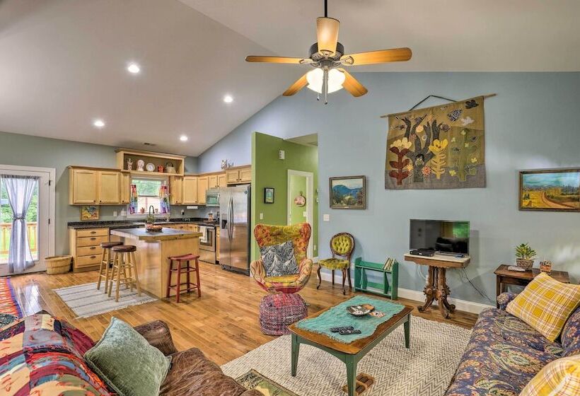 The Bowen Arrow Lovely Home In Asheville!