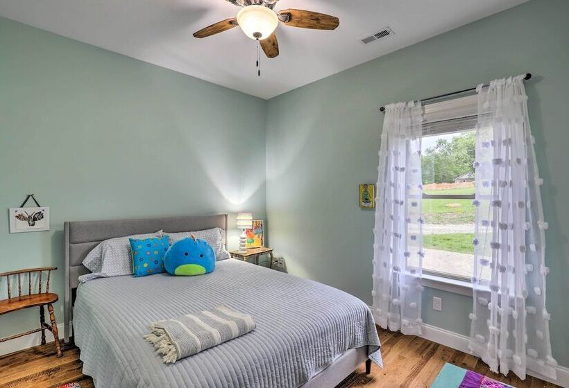 The Bowen Arrow Lovely Home In Asheville!