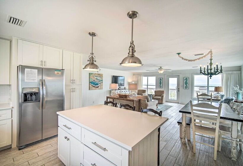 Sunny Gulf Shores Haven, 3 Mi To Fort Morgan!