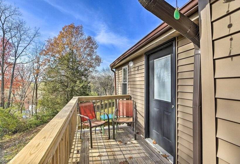Sunny Hill Cottage Dry Ridge Escape W/ Deck!