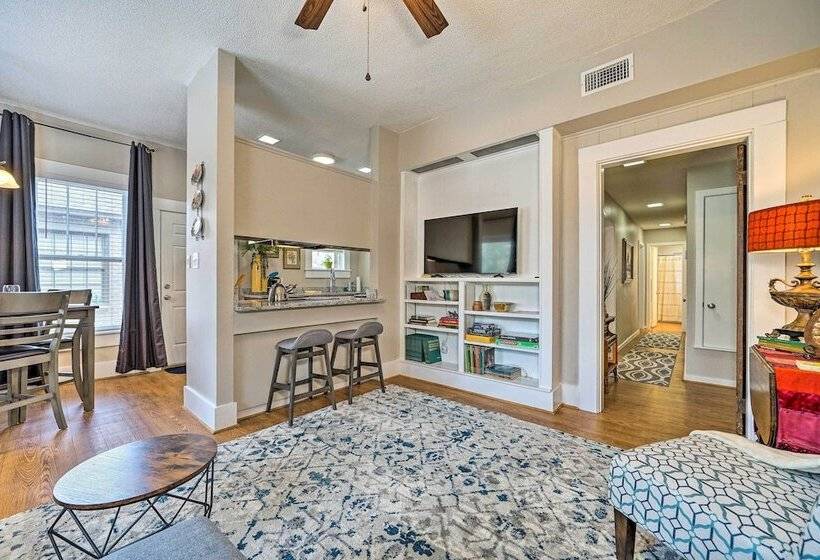 Texarkana Pet Friendly Pad W/ Fenced Backyard