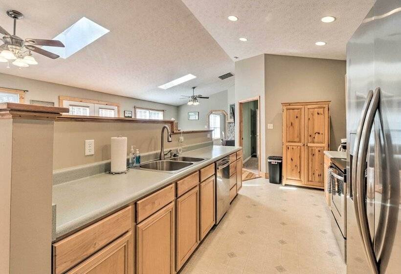 The Toasted Marshmallow  Mt Jackson Retreat!