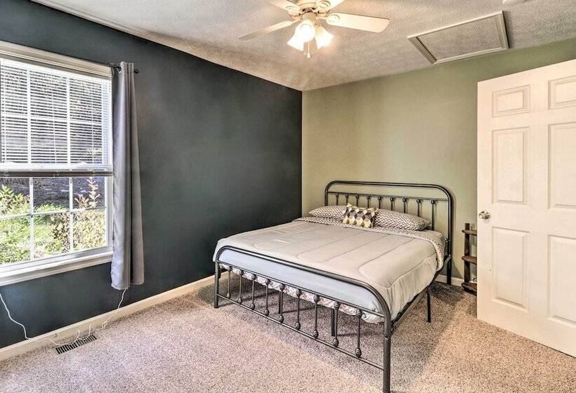 The Toasted Marshmallow  Mt Jackson Retreat!