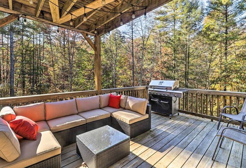 The Toasted Marshmallow  Mt Jackson Retreat!