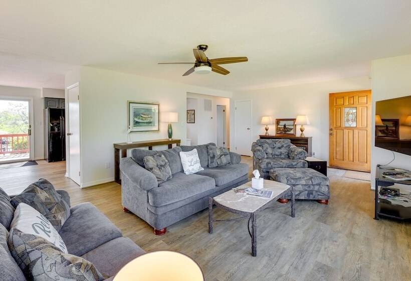 The View   Waterfront Lake Anna Home W/ Dock!