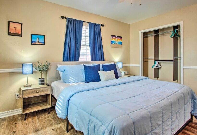 The Village Home W/ Pool, 12 Mi To Okc!