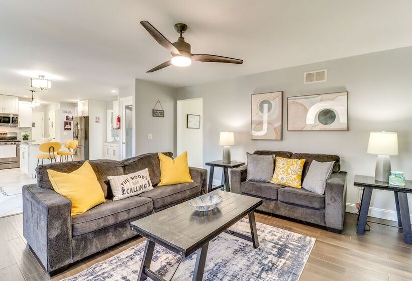 Hot Tub & Fire Pit: Family Home In Tobyhanna