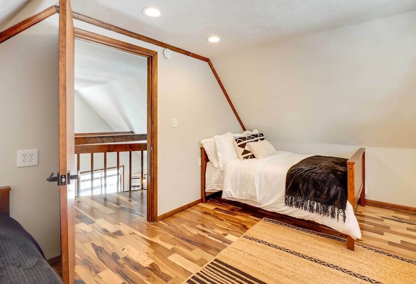 Tobyhanna Vacation Home W/ Community Pool Access