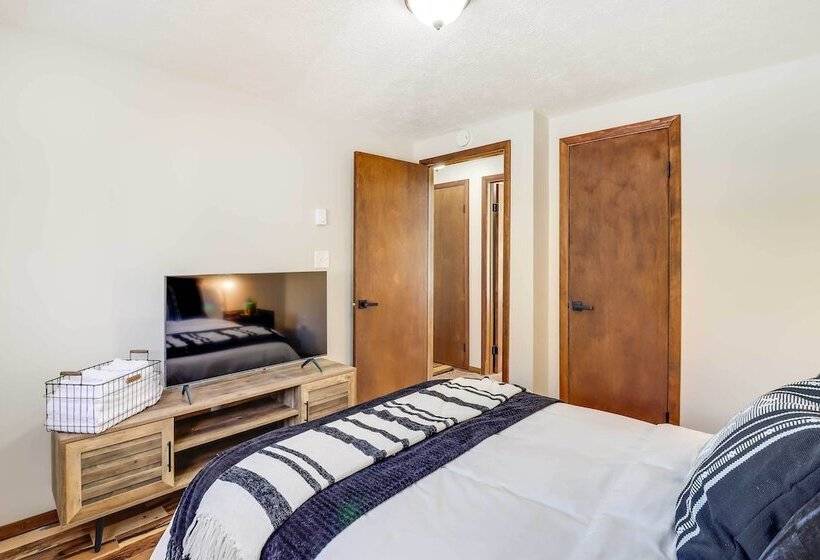 Tobyhanna Vacation Home W/ Community Pool Access