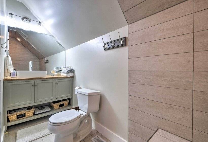 Tranquil Port Republic Home W/ Water Views!