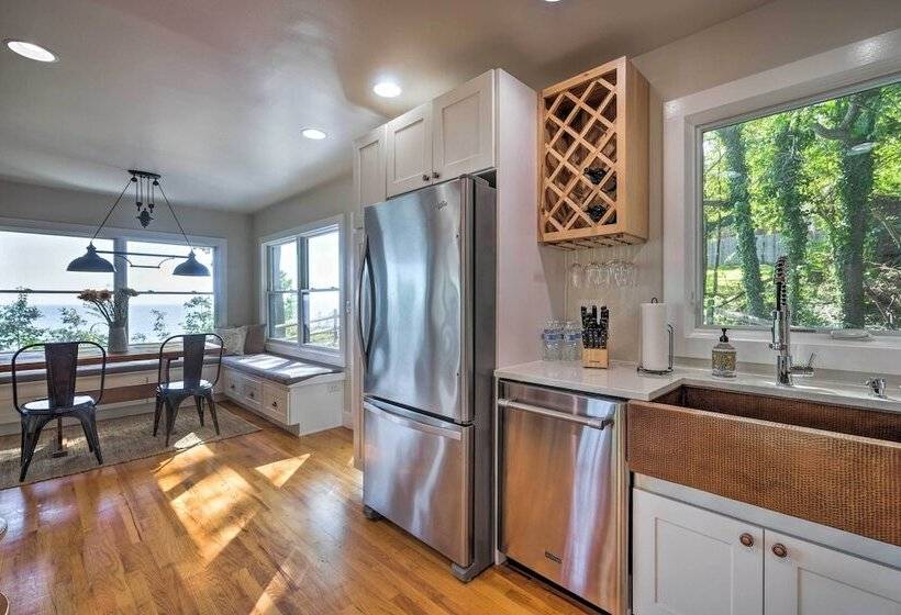 Tranquil Port Republic Home W/ Water Views!