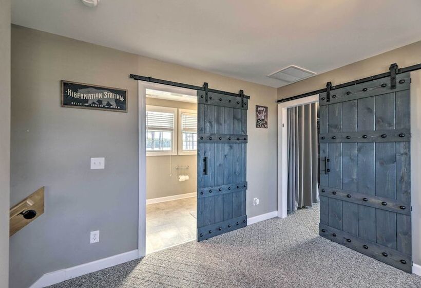 Pristine Cottage W/ Access To The Trent River