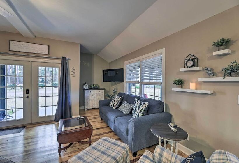 Pristine Cottage W/ Access To The Trent River