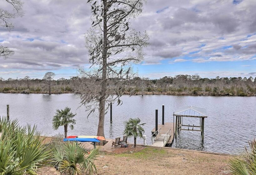 Pristine Cottage W/ Access To The Trent River