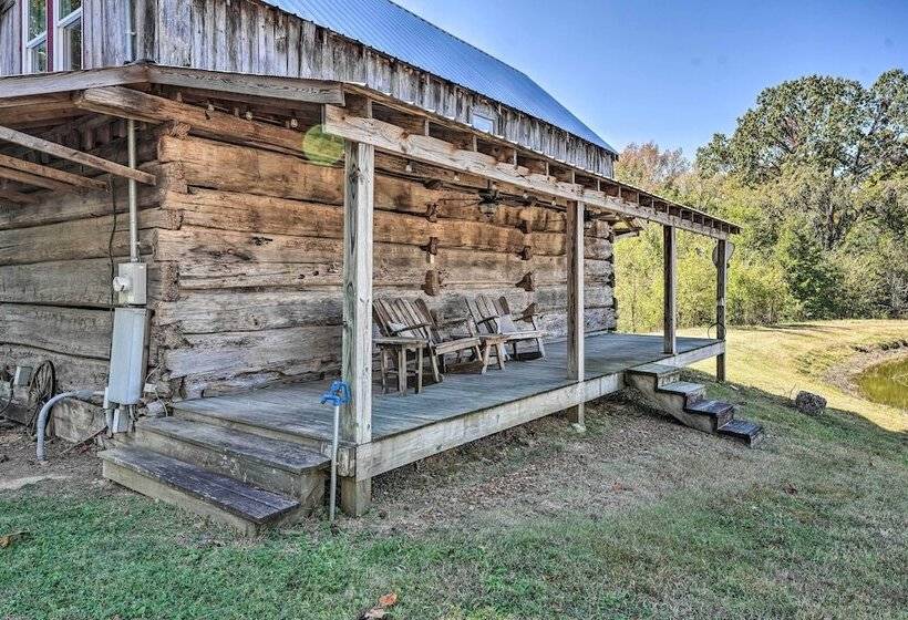 Unique Loft Cabin: Fire Pit & Fishing Access!